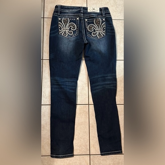 MISS ME SIZE 29 X 30 MID-RISE HAILEY SKINNY EMBROIDERED BACK POCKETS DENIM JEANS - Picture 5 of 5